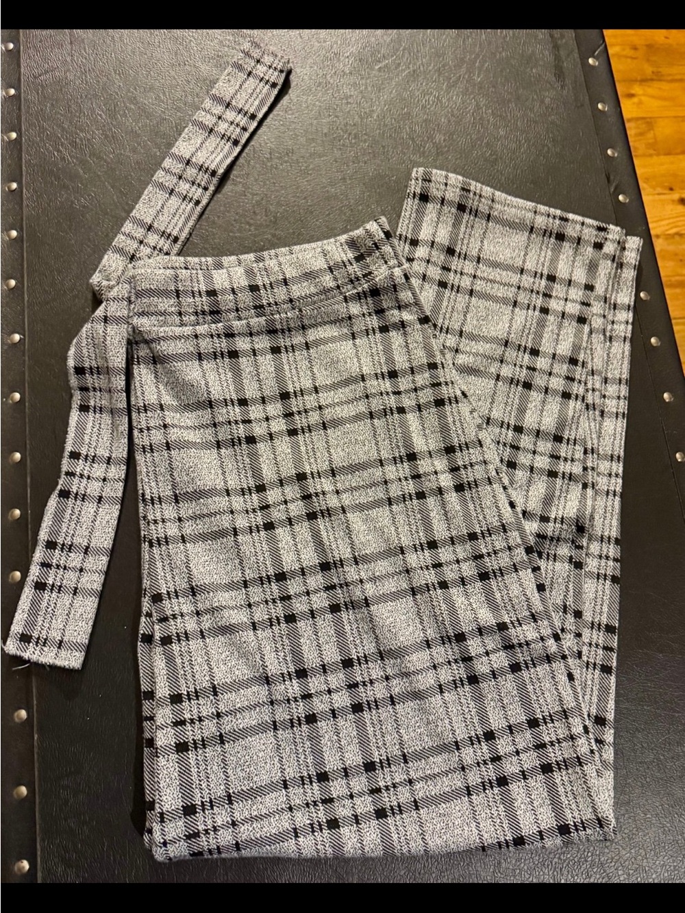 Boohoo Women's Plaid Casual Pants size 16